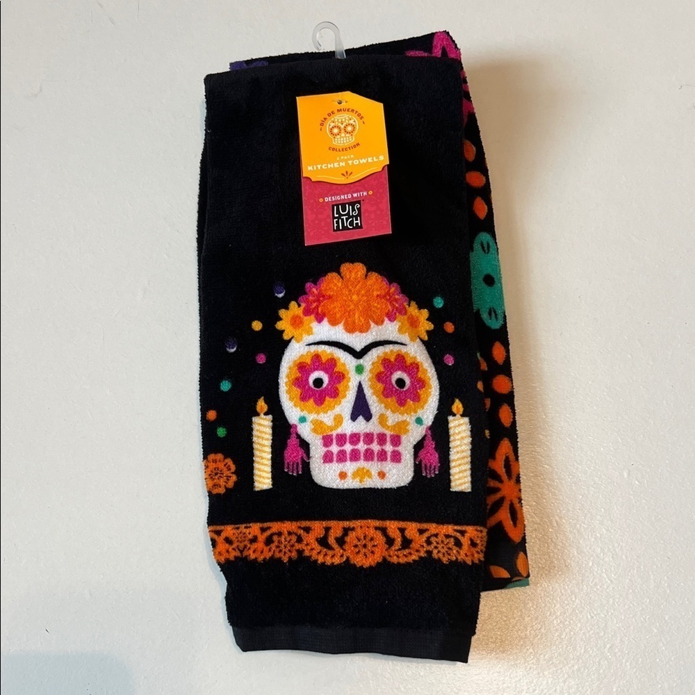 2 Pack Halloween Day of the Dead Kitchen Towel Sugar Skull Luis Fitch